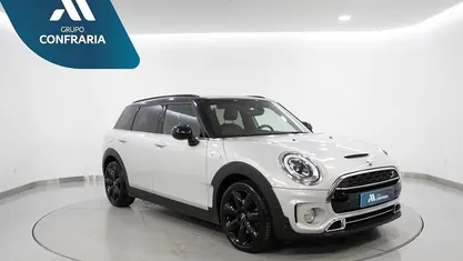 Cinzento Usado 2017 Mini Clubman Carrinha | € 22.280 (Preço justo)