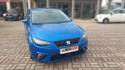 Usado Seat Ibiza Style 110 HP (80 kW) 2022 Azul Citadino