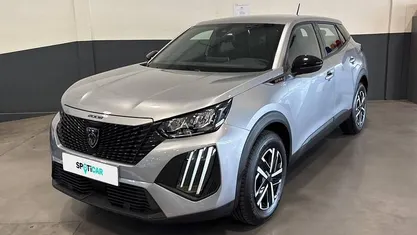 Usado Peugeot 2008 Style 100 HP (73 kW) 2025 SUV