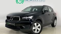 Preto Usado 2022 Volvo XC40 Momentum SUV | € 29.980 (Preço justo)