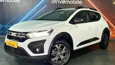 Usado 2023 Dacia Sandero Essentiel SUV | € 15.900 (Preço justo)