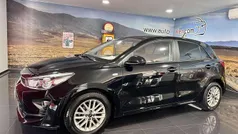 Preto Usado 2022 Kia Rio Citadino | € 13.990 (Bom preço)