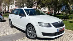 Branco Usado 2014 Skoda Octavia Elegance Carrinha | € 7.900 (Bom preço)