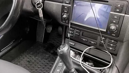 Preto Usado 2003 BMW 320 Sedan | € 4.000 (Preço justo)