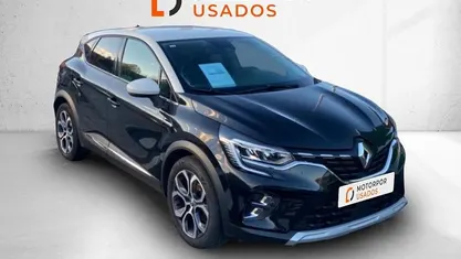 Usado Renault Captur 90 HP (66 kW) 2023 Preto SUV