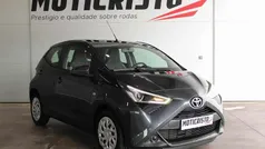 Usado 2021 Toyota Aygo X-play Citadino | € 13.900 (Preço justo)