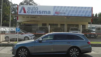 Cinzento Usado 2019 Mercedes E300 Carrinha | € 29.900 (Preço justo)