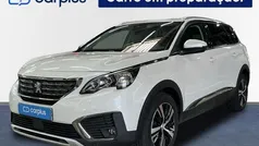 Usado 2018 Peugeot 5008 Allure Monovolume | € 22.400 (Preço justo)