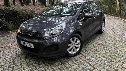 Antracite Usado 2014 Kia Rio | € 7.990 (Preço justo)
