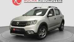 Cinza Usado 2017 Dacia Sandero Stepway Citadino | € 10.899 (Preço justo)