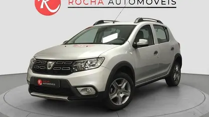 Cinza Usado 2017 Dacia Sandero Stepway Citadino | € 10.899 (Preço justo)