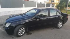 Preto Usado 2003 Mercedes C220 Sedan | € 6.300 (Preço justo)