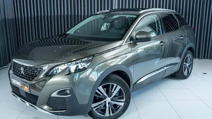 Usado Peugeot 3008 130 HP (95 kW) 2020 SUV