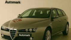 Cinzento Usado 2011 Alfa Romeo 159 Distinctive Carrinha | € 9.490 (Preço justo)