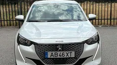 Branco Usado 2020 Peugeot e-208 Citadino | € 16.500 (Preço justo)