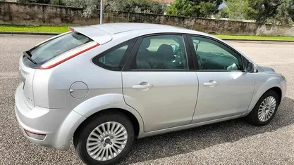 Usado Ford Focus 109 HP (80 kW) 2008 Citadino