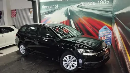 Preto Usado 2019 VW Golf VII Carrinha | € 16.000 (Preço justo)