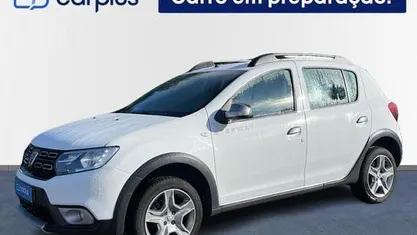 Branco Usado 2020 Dacia Sandero | € 13.000 (Preço justo)