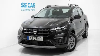 Usado Dacia Sandero Comfort 91 HP (66 kW) 2022 SUV
