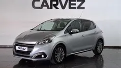 Cinza Usado 2016 Peugeot 208 Style Citadino | € 10.900 (Preço justo)
