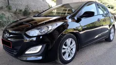 Preto Usado 2012 Hyundai i30 Comfort Citadino | € 7.250 (Preço justo)