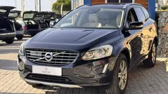 Azul Usado 2017 Volvo XC60 SUV | € 26.990 (Preço justo)