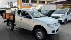 Branco Usado 2011 Mitsubishi L200 Pickup | € 19.500 (Preço justo)