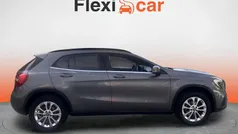 Cinza Usado 2018 Mercedes GLA180 Urban SUV | € 23.990 (Bom preço)