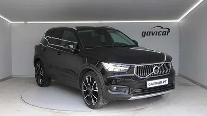 Preto Usado 2021 Volvo XC40 SUV | € 31.500 (Preço justo)