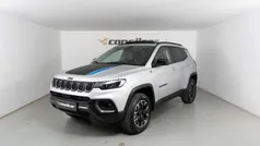 Cinza prata Usado 2022 Jeep Compass Trailhawk SUV | € 26.880 (Preço justo)