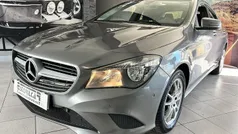 Cinza Usado 2014 Mercedes CLA180 Sedan | € 16.800 (Preço justo)