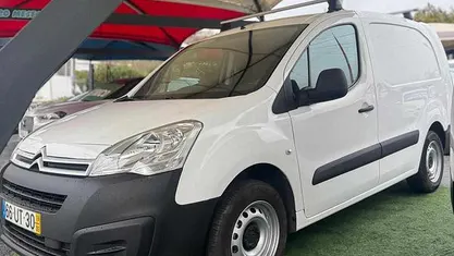 Usado Citroën Berlingo 99 HP (72 kW) 2018 Branco Monovolume