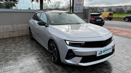 Usado 2024 Opel Astra GS Line Carrinha | € 21.930 (Preço justo)