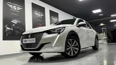 Branco Usado 2020 Peugeot e-208 Active Citadino | € 16.900 (Preço justo)