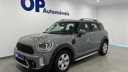 Usado Mini Countryman 116 HP (85 kW) 2020 Cinzento SUV