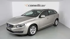 Usado 2015 Volvo V60 Kinetic Carrinha | € 12.980 (Preço justo)
