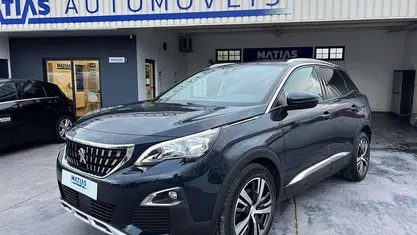 Usado Peugeot 3008 130 HP (95 kW) 2020 Cinzento SUV