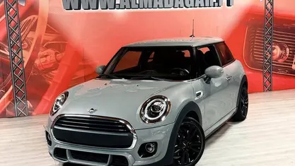 Usado Mini Cooper 102 HP (75 kW) 2020 Citadino