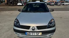 Cinza Usado 2001 Renault Clio II Citadino | € 1.900 (Bom preço)