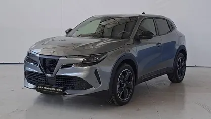 Cinzento Usado 2025 Alfa Romeo Junior Edizione Speciale SUV | € 36.500 (Bom preço)