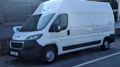 Branco Usado 2020 Peugeot Boxer Van | € 17.900 (Preço justo)