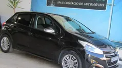Usado 2017 Peugeot 208 Style Citadino | € 8.480 (Preço justo)