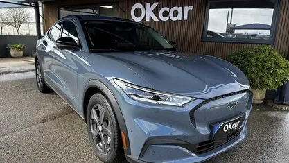 Cinza Usado 2023 Ford Mustang Mach-E SUV | € 32.000 (Bom preço)