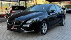 Preto Usado 2018 Volvo V40 Momentum Carrinha | € 15.950 (Bom preço)