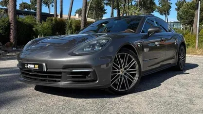 Usado Porsche Panamera 462 HP (339 kW) 2018 Sedan