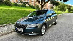 Cinzento Usado 2017 Skoda Superb Citadino | € 17.990 (Preço justo)