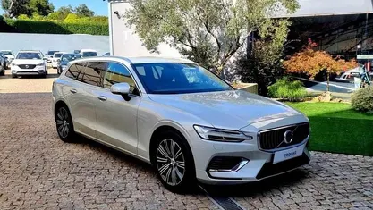 Usado Volvo V60 Inscription 340 HP (250 kW) 2022 Carrinha