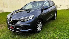 Cinzento Usado 2019 Renault Kadjar Intens SUV | € 18.850 (Preço justo)