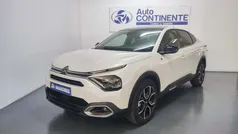 Branco Usado 2023 Citroën e-C4 Shine Sedan | € 27.500 (Preço justo)