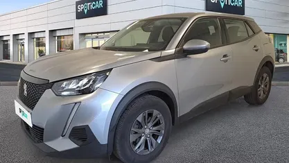 Usado Peugeot 2008 Active 100 HP (73 kW) 2021 Cinza SUV